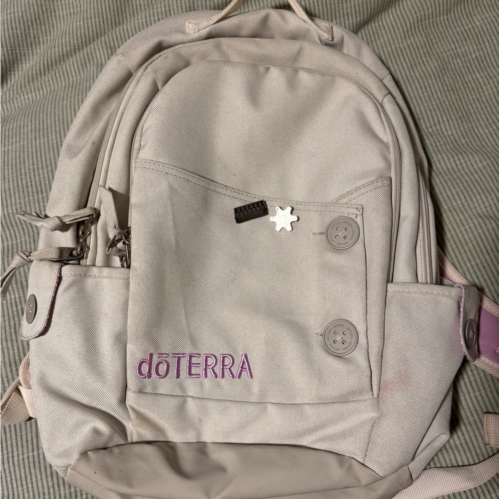 Doterra Backpack w/ essential oil bottle pocket